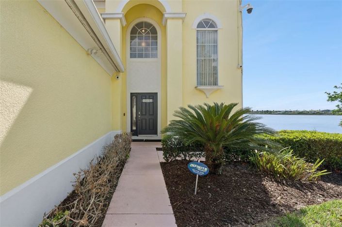 Image No.5-5 Bed Property for sale