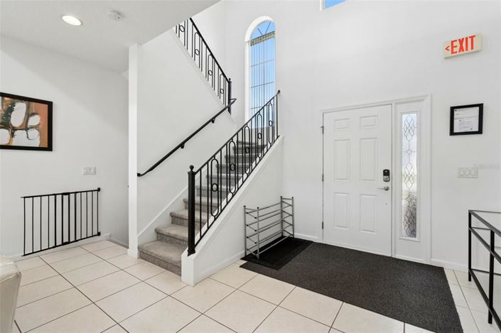 Image No.6-5 Bed Property for sale