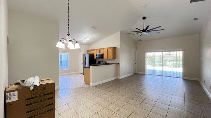 Image No.7-5 Bed Property for sale