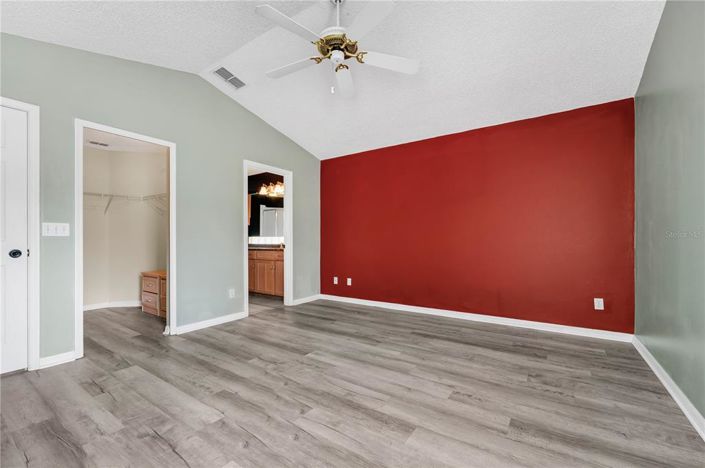 Image No.22-3 Bed Property for sale