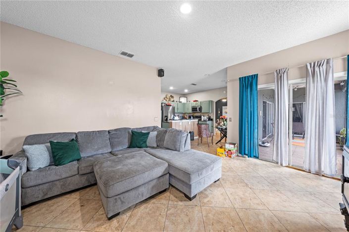 Image No.21-Propriété de 4 chambres à vendre à Kissimmee