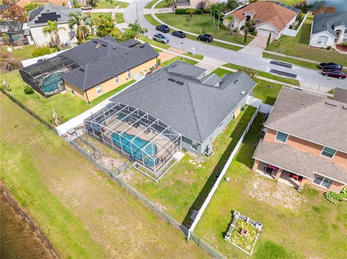 Image No.3-Propriété de 4 chambres à vendre à Kissimmee