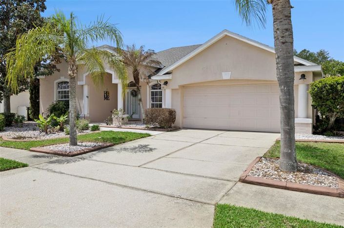 Image No.2-4 Bed Property for sale