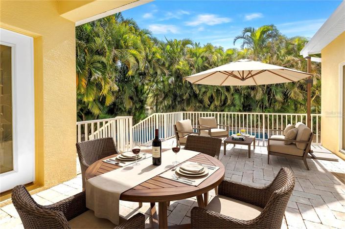 Image No.23-3 Bed Property for sale
