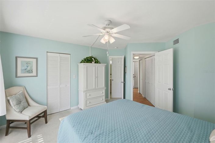 Image No.19-2 Bed Property for sale