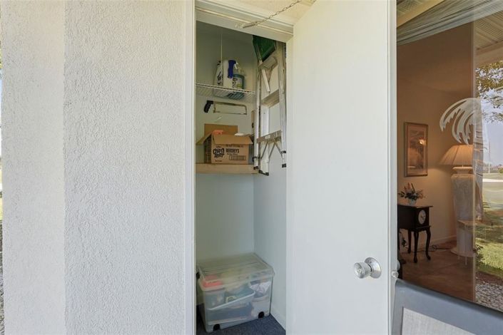 Image No.24-2 Bed Property for sale