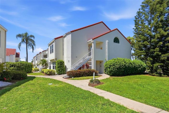 Image No.4-2 Bed Property for sale