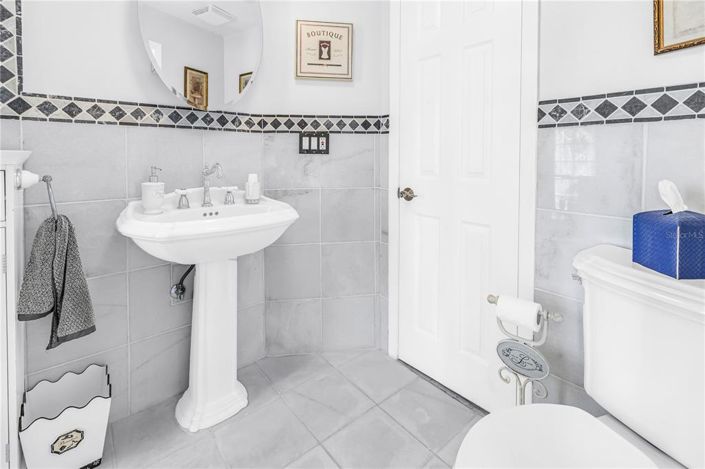 Image No.44-5 Bed Property for sale