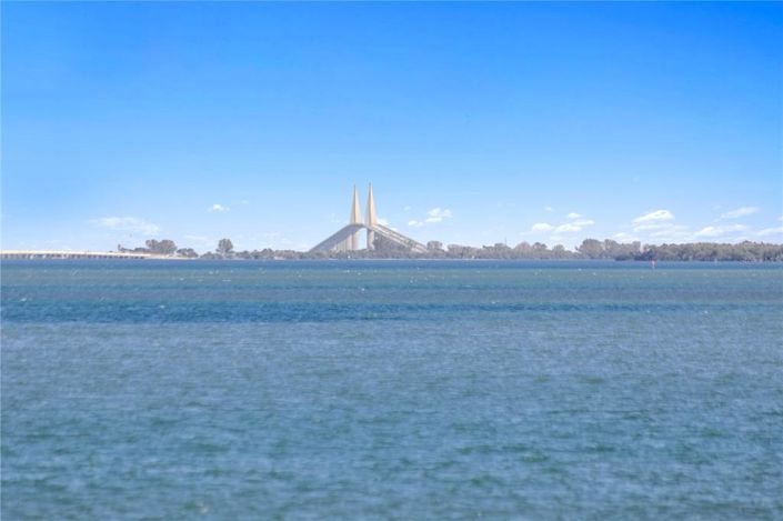 Image No.13-2 Bed Property for sale