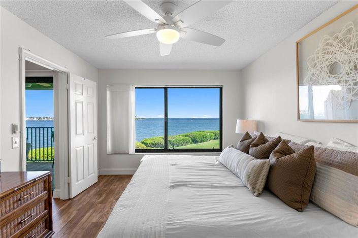 Image No.24-2 Bed Property for sale