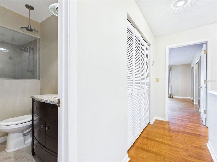 Image No.19-2 Bed Townhouse for sale