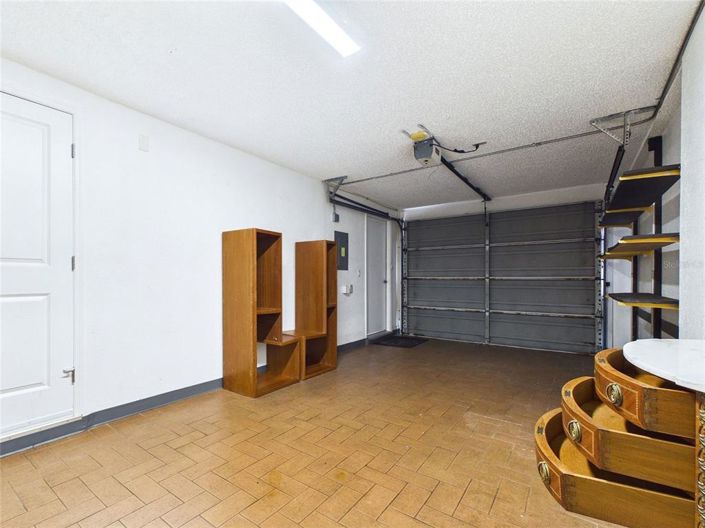 Image No.38-2 Bed Townhouse for sale
