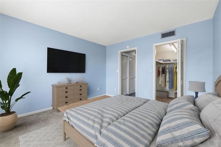 Image No.24-2 Bed Property for sale
