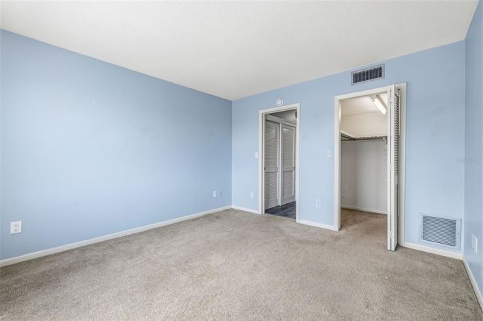 Image No.25-2 Bed Property for sale