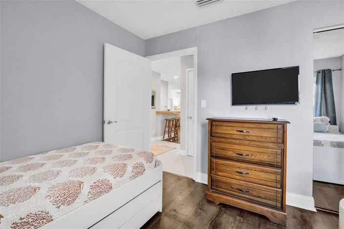 Image No.29-2 Bed Property for sale