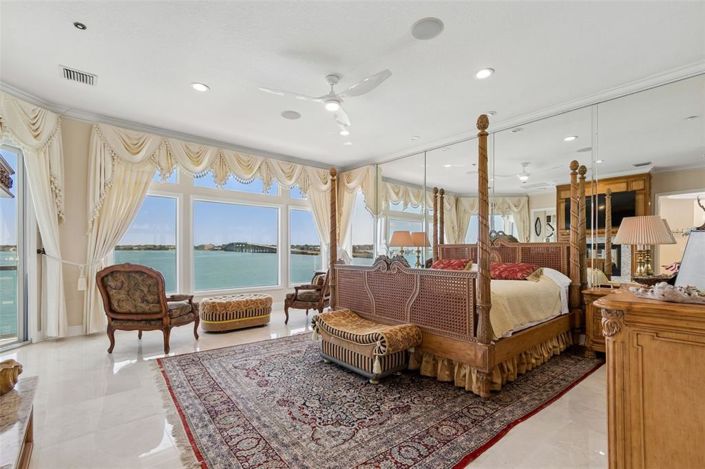 Image No.25-5 Bed Property for sale