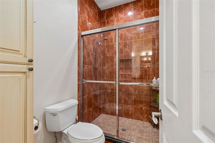 Image No.44-5 Bed Property for sale
