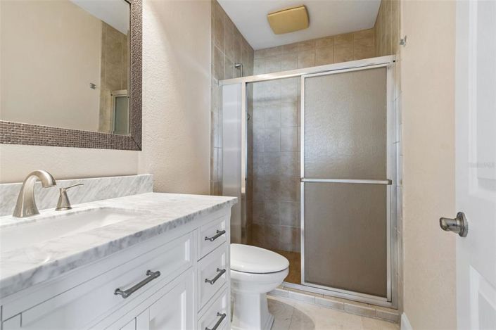 Image No.49-5 Bed Property for sale
