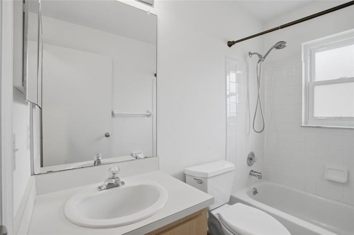 Image No.10-3 Bed Property for sale