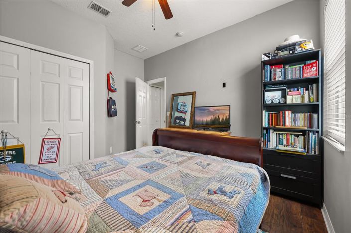 Image No.25-3 Bed Property for sale
