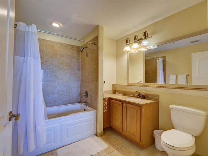 Image No.16-2 Bed Property for sale