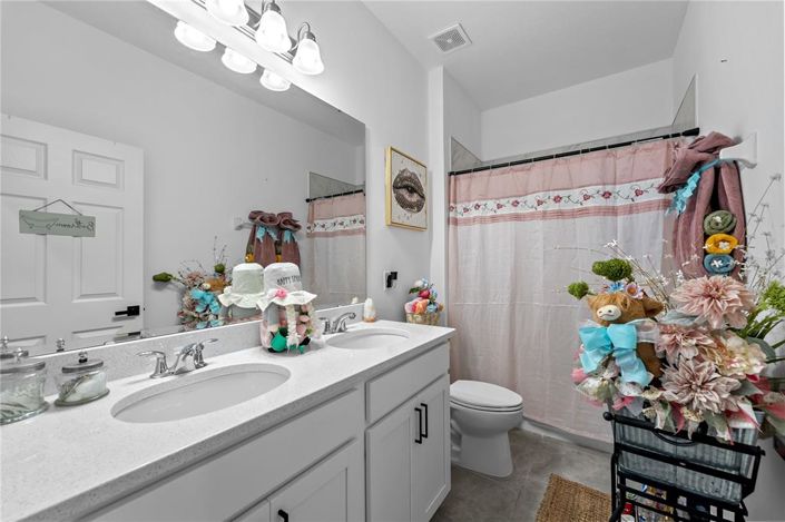 Image No.48-4 Bed Property for sale