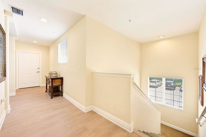 Image No.11-3 Bed Property for sale