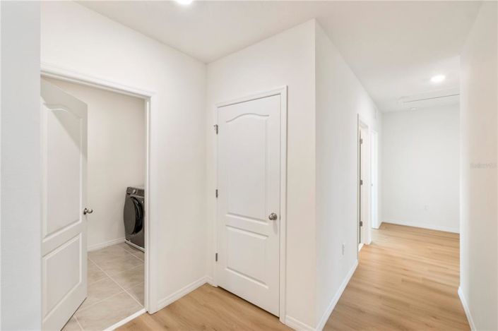 Image No.37-5 Bed Property for sale
