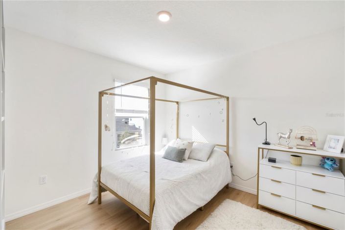Image No.39-5 Bed Property for sale