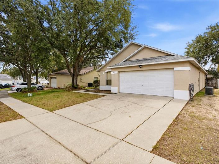 Image No.2-3 Bed Property for sale