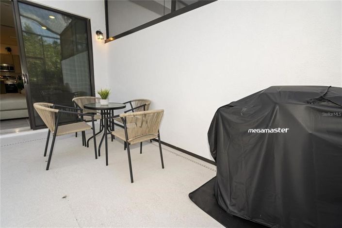 Image No.44-5 Bed Townhouse for sale