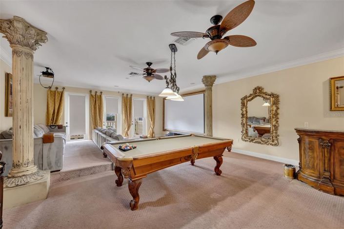 Image No.54-9 Bed Property for sale