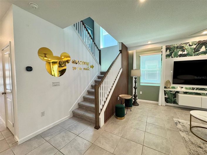 Image No.13-6 Bed Property for sale