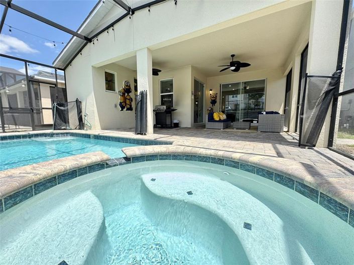 Image No.48-6 Bed Property for sale
