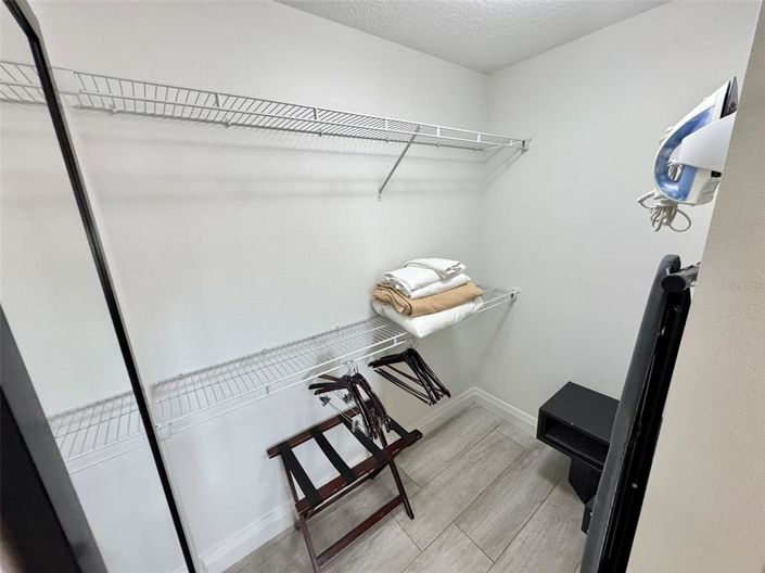 Image No.14-2 Bed Property for sale