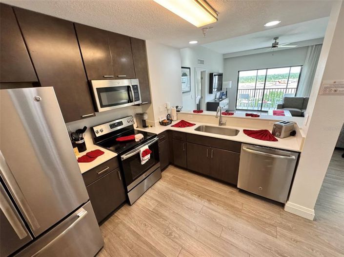 Image No.7-2 Bed Property for sale