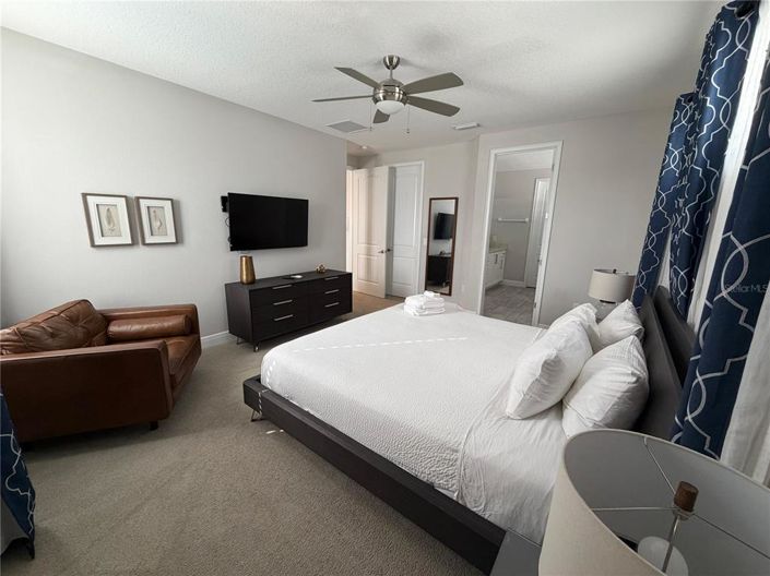 Image No.27-5 Bed Property for sale