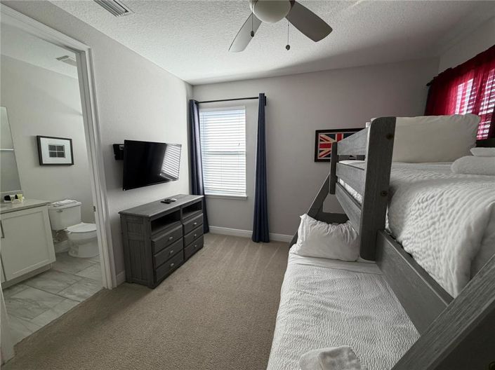 Image No.30-5 Bed Property for sale