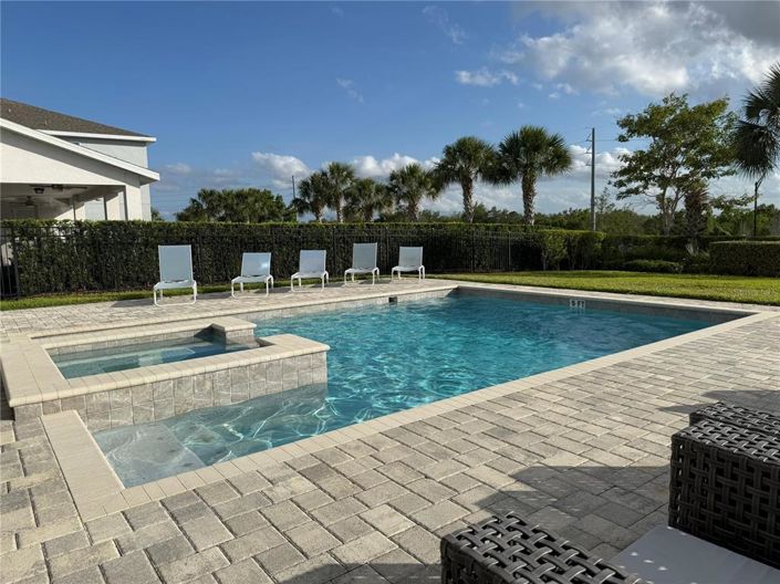 Image No.41-5 Bed Property for sale