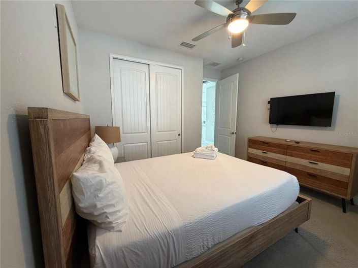 Image No.5-5 Bed Property for sale