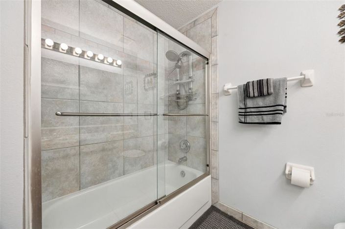 Image No.32-4 Bed Property for sale