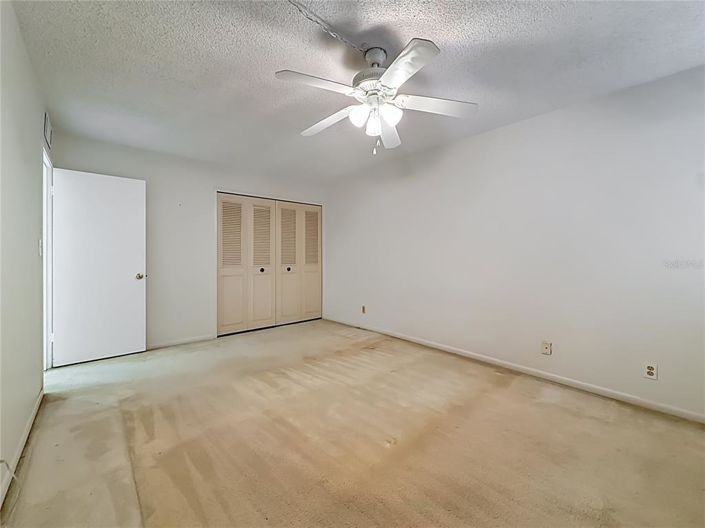 Image No.25-2 Bed Property for sale