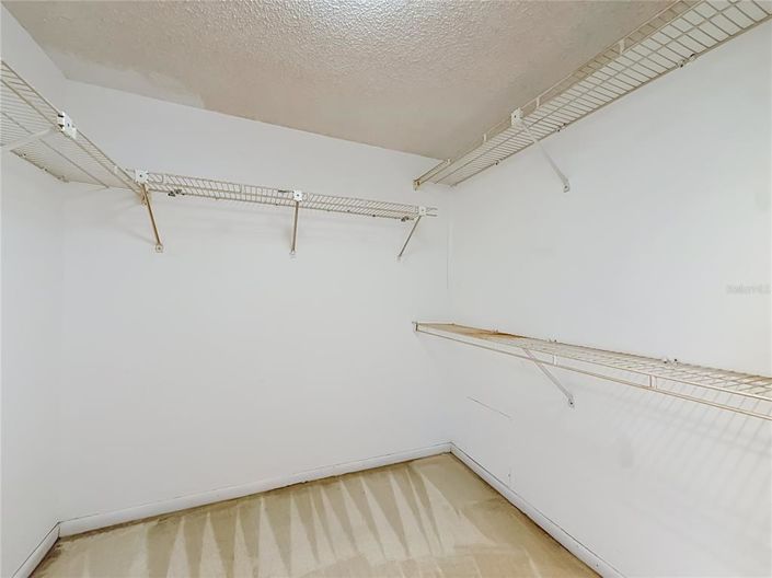 Image No.33-2 Bed Property for sale