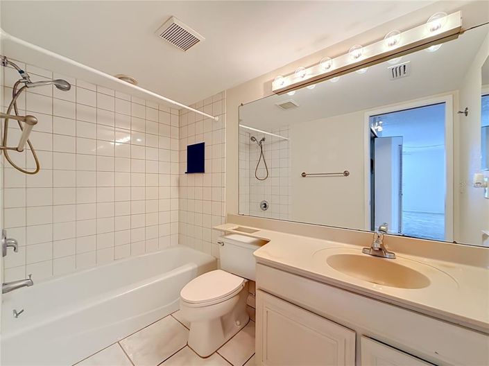 Image No.35-2 Bed Property for sale