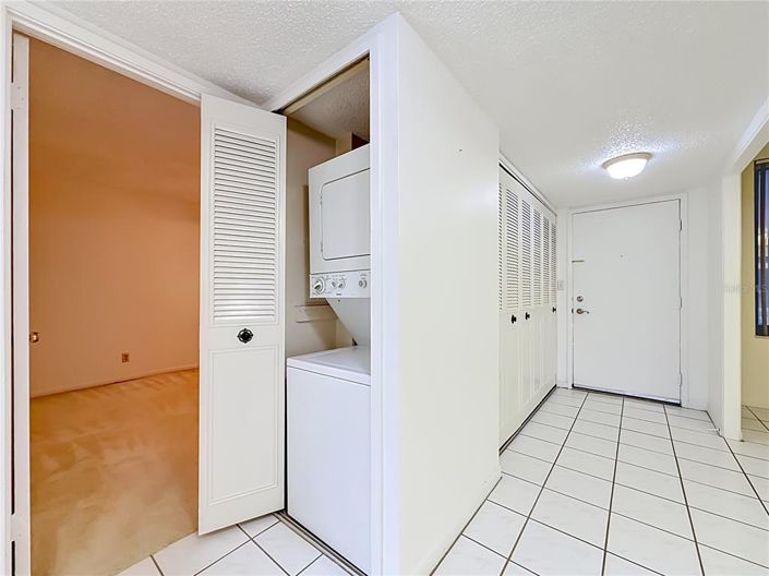 Image No.37-2 Bed Property for sale