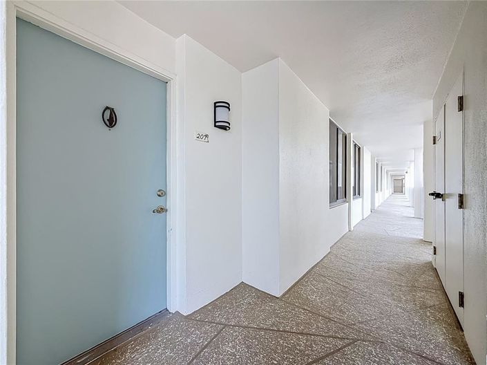 Image No.40-2 Bed Property for sale
