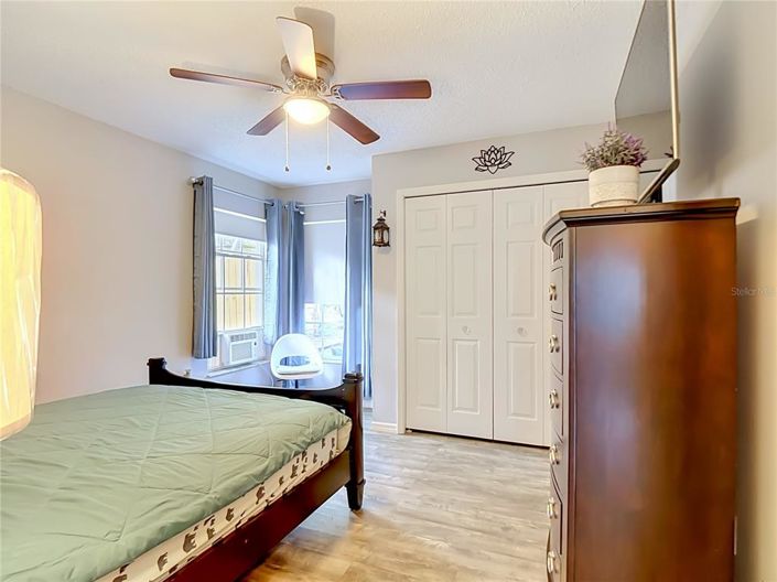 Image No.22-3 Bed Property for sale