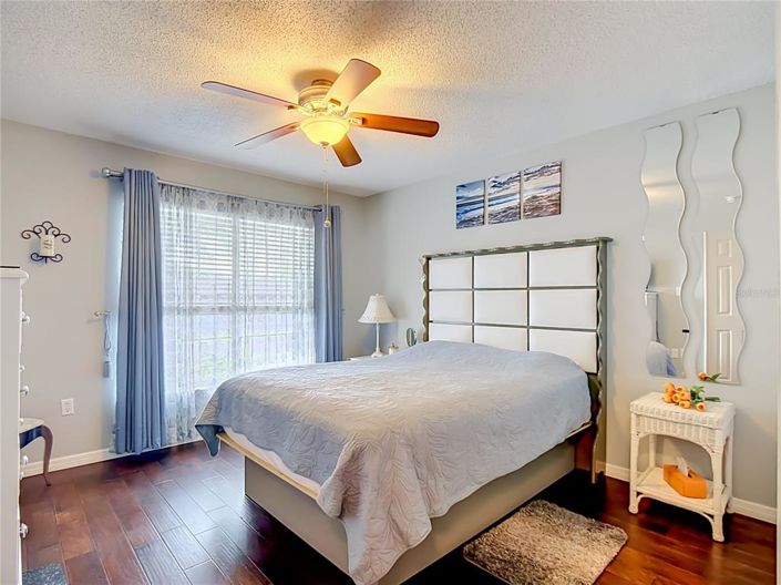 Image No.25-3 Bed Property for sale