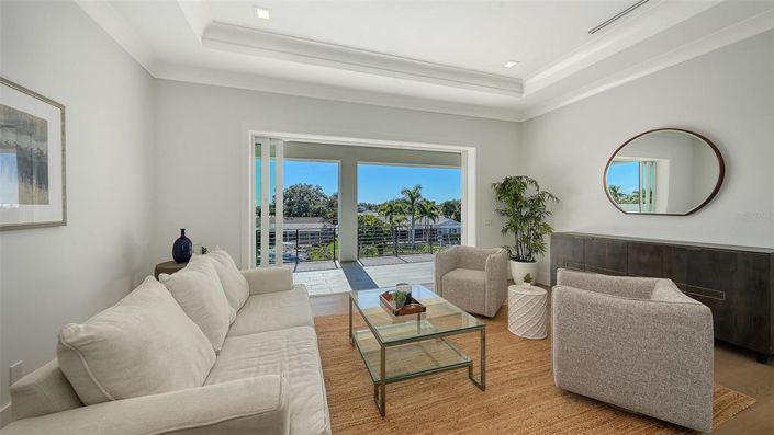 Image No.43-5 Bed Property for sale