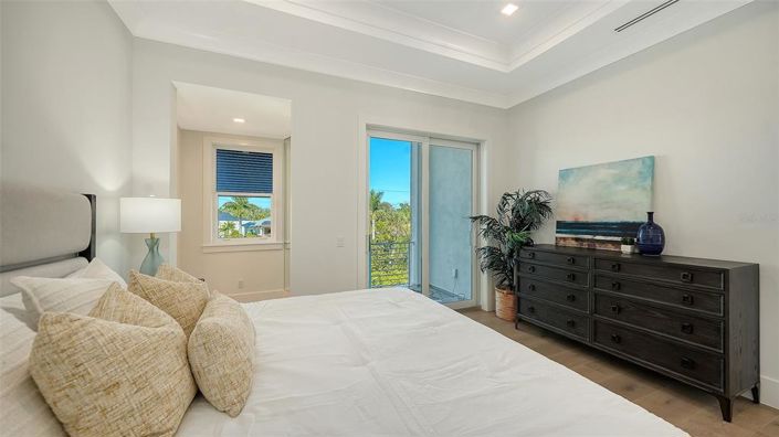Image No.51-5 Bed Property for sale
